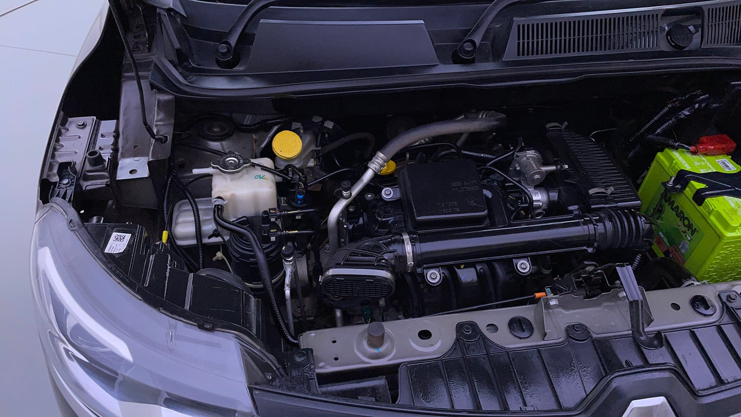 Used 2022 Renault Triber RXZ Petrol Manual engine ENGINE RIGHT SIDE VIEW