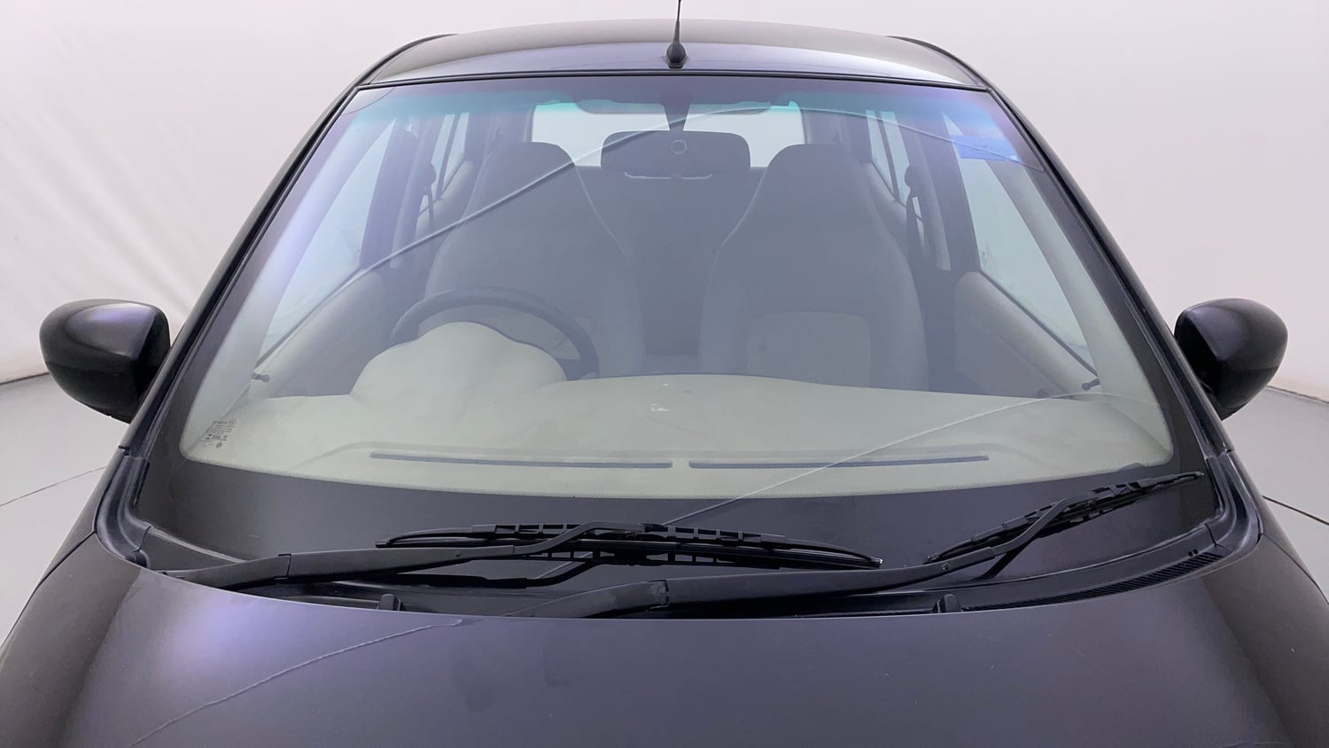 Used 2010 Hyundai i10 Magna 1.2 Petrol Manual exterior FRONT WINDSHIELD VIEW