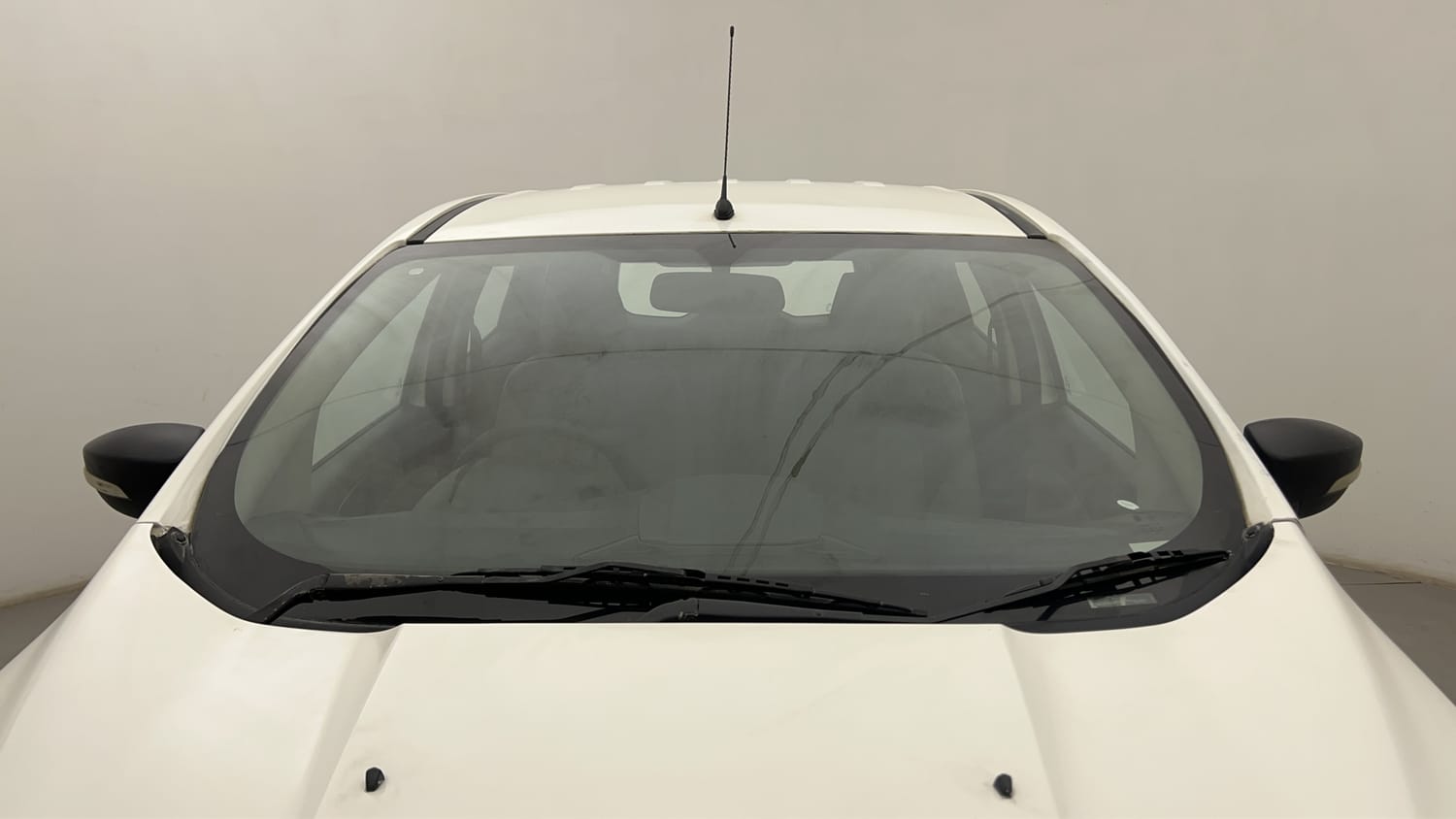 Used 2017 Ford EcoSport Ambiente 1.5L TDCi Diesel Manual exterior FRONT WINDSHIELD VIEW