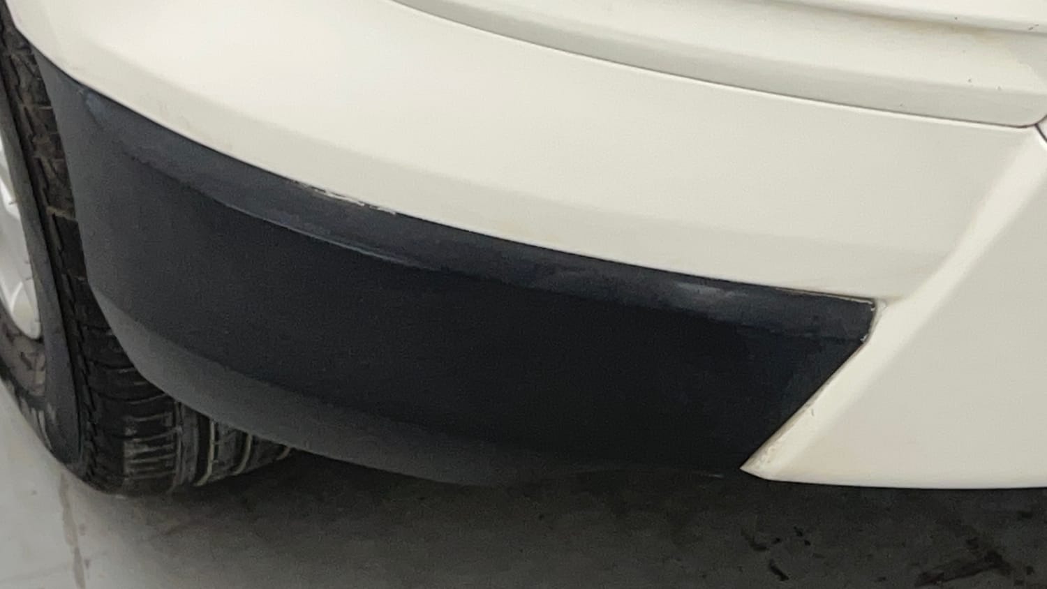Used 2017 Ford EcoSport Ambiente 1.5L TDCi Diesel Manual dents MINOR SCRATCH