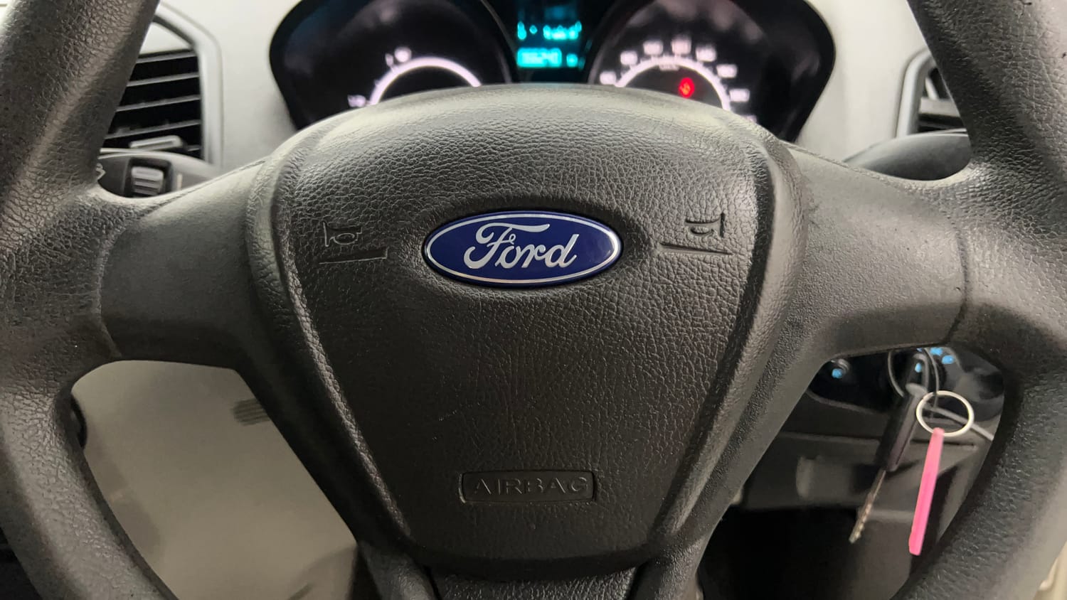 Used 2017 Ford EcoSport Ambiente 1.5L TDCi Diesel Manual top_features Steering mounted controls