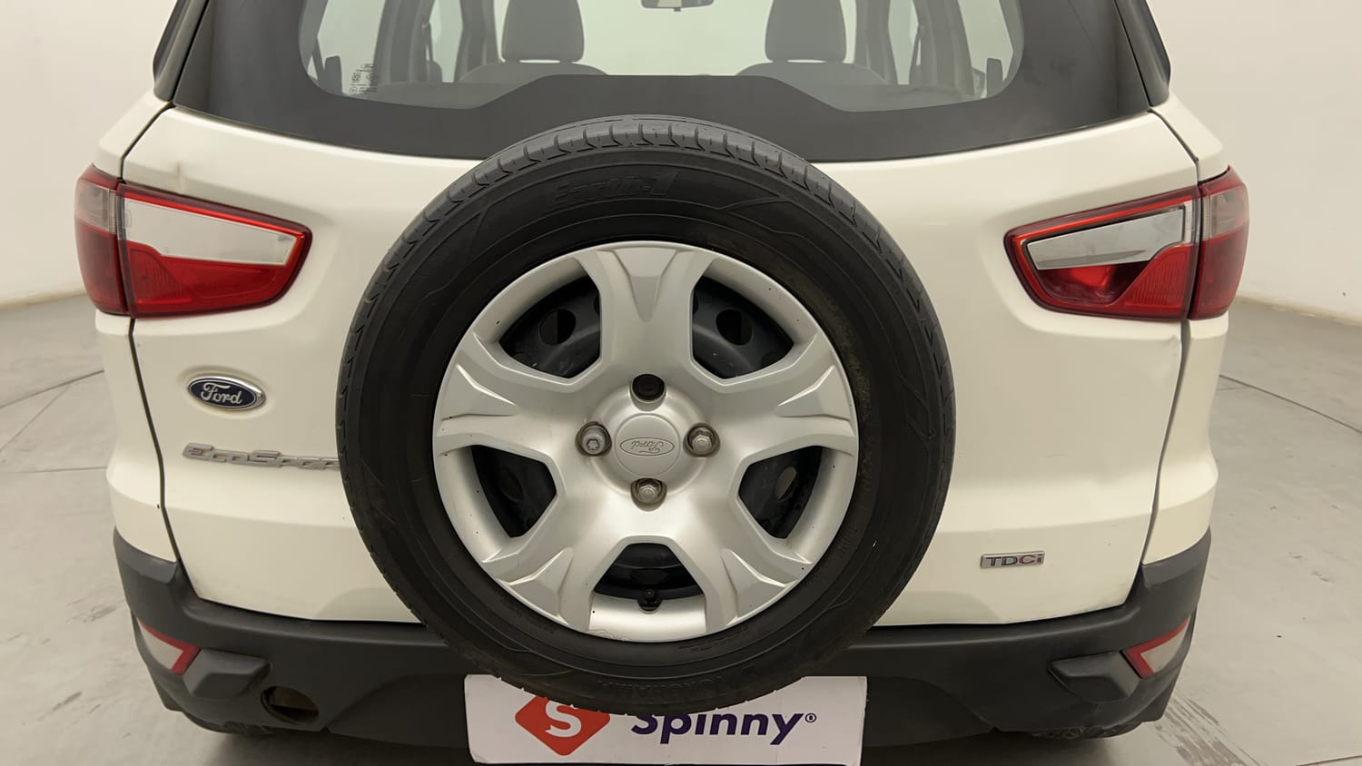 Used 2017 Ford EcoSport Ambiente 1.5L TDCi Diesel Manual tyres SPARE TYRE VIEW