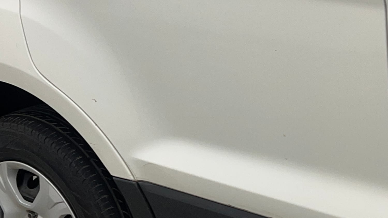 Used 2017 Ford EcoSport Ambiente 1.5L TDCi Diesel Manual dents MINOR SCRATCH