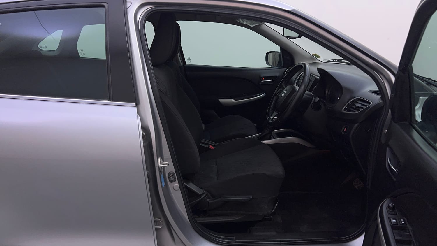 Used 2016 Maruti Suzuki Baleno Zeta AT Petrol Petrol Automatic interior RIGHT SIDE FRONT DOOR CABIN VIEW