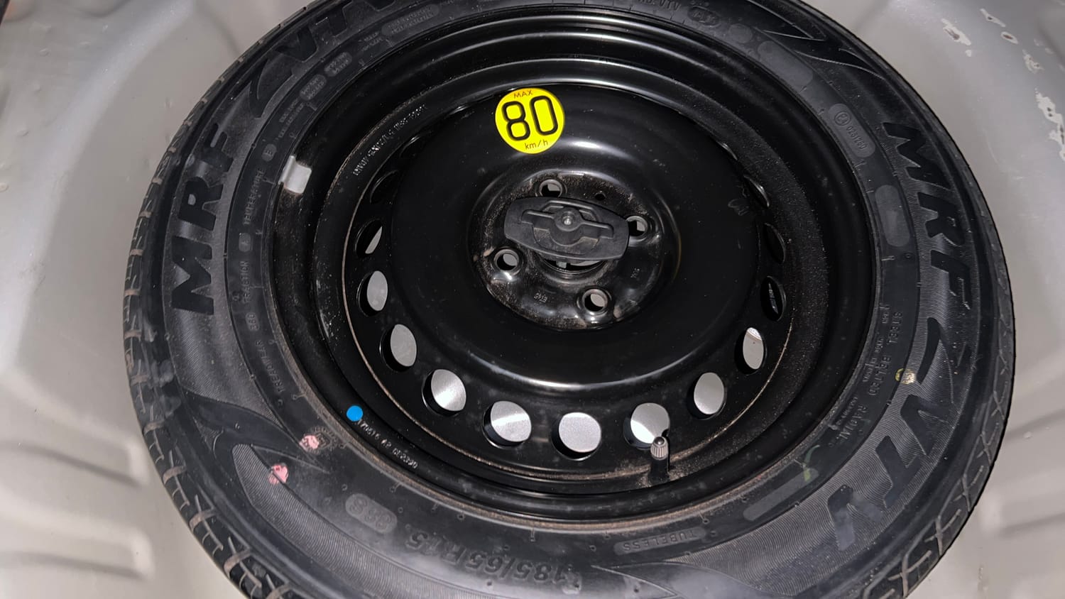 Used 2016 Maruti Suzuki Baleno Zeta AT Petrol Petrol Automatic tyres SPARE TYRE VIEW