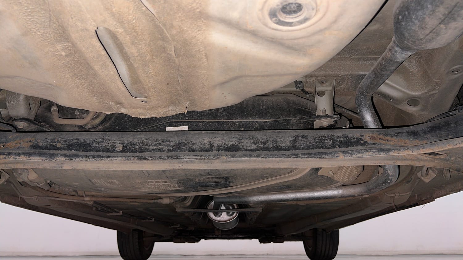 Used 2016 Maruti Suzuki Baleno Zeta AT Petrol Petrol Automatic extra REAR UNDERBODY VIEW (TAKEN FROM REAR)