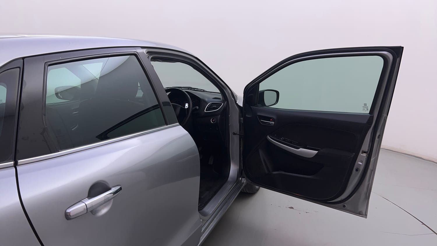 Used 2016 Maruti Suzuki Baleno Zeta AT Petrol Petrol Automatic interior RIGHT FRONT DOOR OPEN VIEW