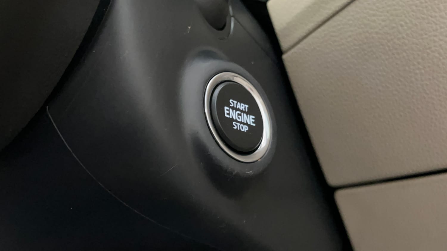 Used 2021 Skoda Superb L&K TSI AT Petrol Automatic top_features Keyless start