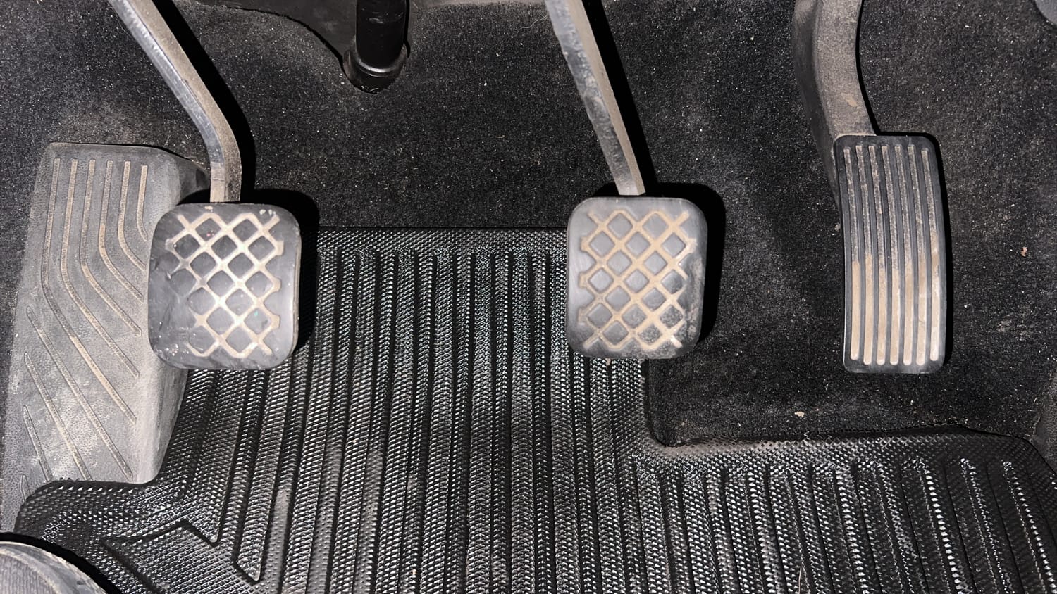 Used 2021 MG Motors Hector Sharp 2.0 Diesel Turbo MT Diesel Manual interior PEDALS VIEW