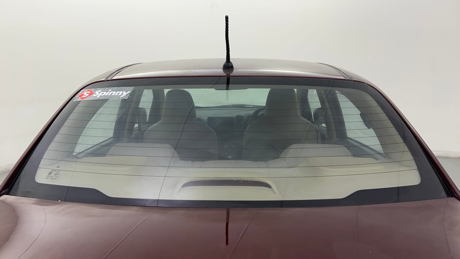 Used 2015 Honda Amaze 1.2 VX (O) Petrol Manual exterior BACK WINDSHIELD VIEW