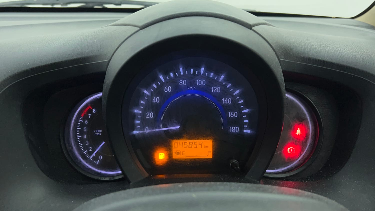 Used 2015 Honda Amaze 1.2 VX (O) Petrol Manual interior CLUSTERMETER VIEW