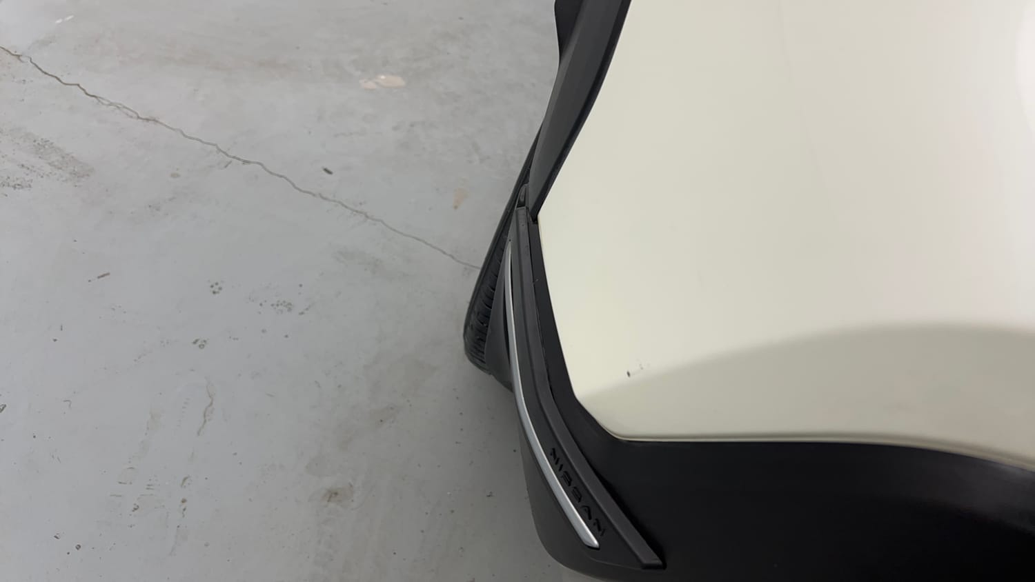 Used 2021 Nissan Magnite XV Premium Turbo CVT (O) Dual Tone Petrol Automatic dents MINOR SCRATCH