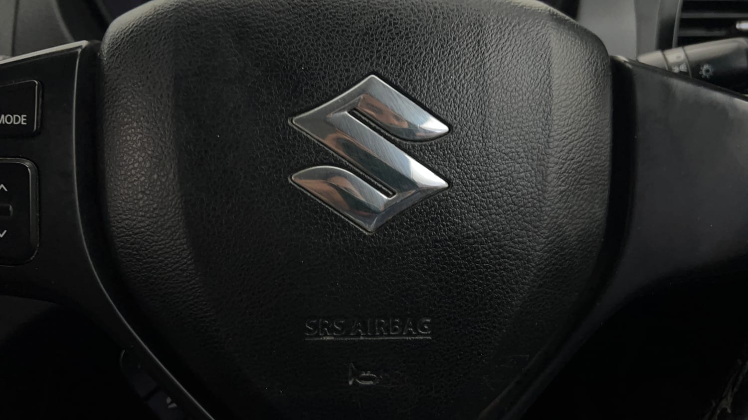 Used 2019 maruti-suzuki Vitara Brezza ZDi Plus AGS Diesel Automatic top_features Airbags