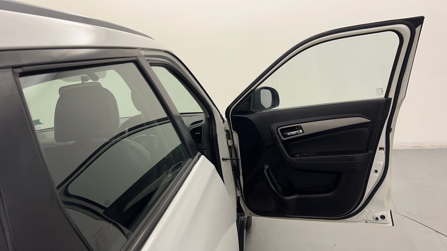 Used 2019 maruti-suzuki Vitara Brezza ZDi Plus AGS Diesel Automatic interior RIGHT FRONT DOOR OPEN VIEW