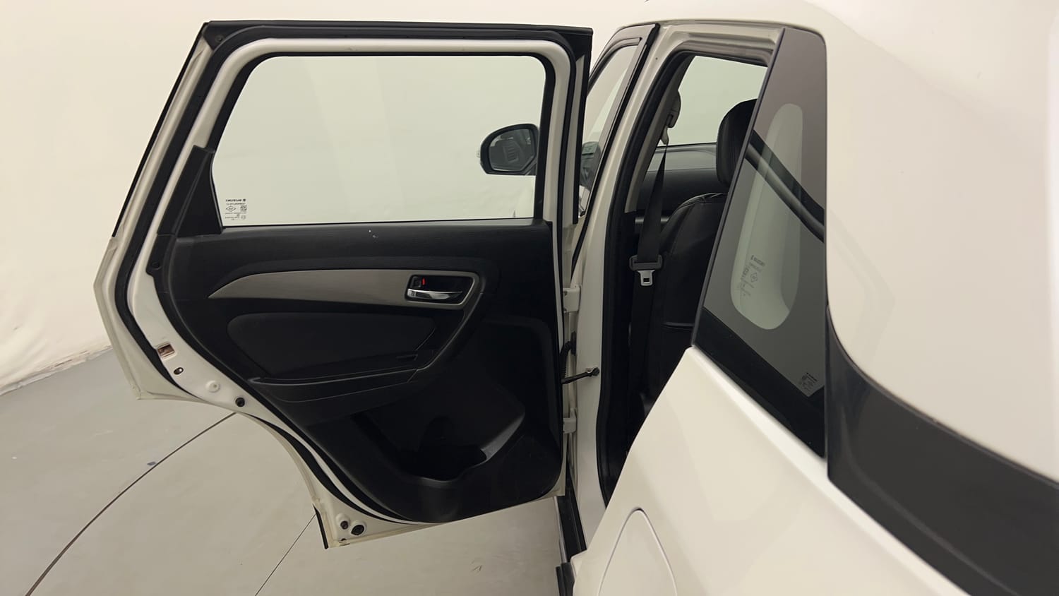 Used 2019 maruti-suzuki Vitara Brezza ZDi Plus AGS Diesel Automatic interior LEFT REAR DOOR OPEN VIEW