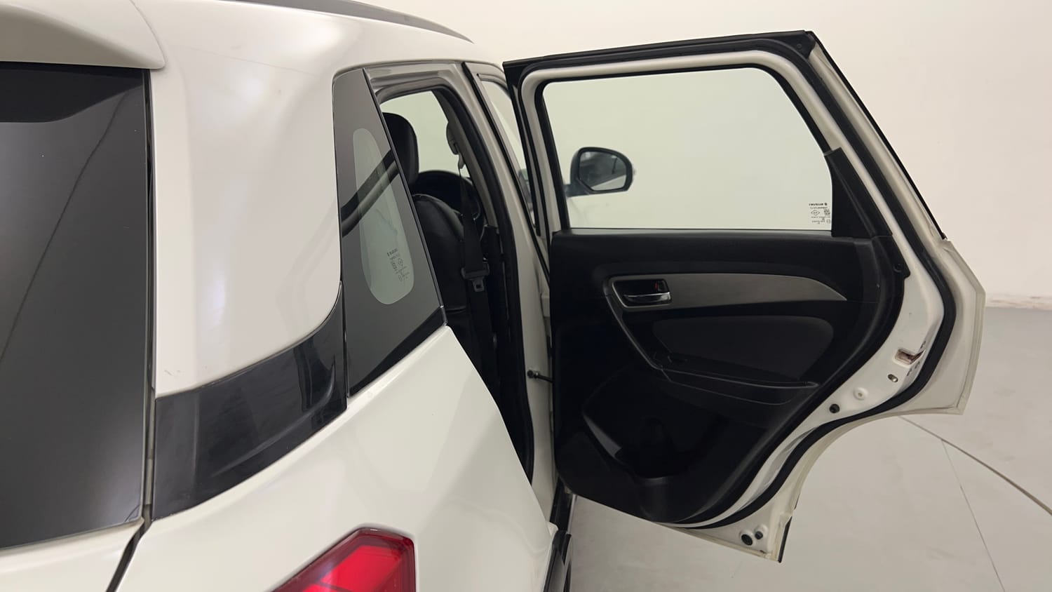 Used 2019 maruti-suzuki Vitara Brezza ZDi Plus AGS Diesel Automatic interior RIGHT REAR DOOR OPEN VIEW