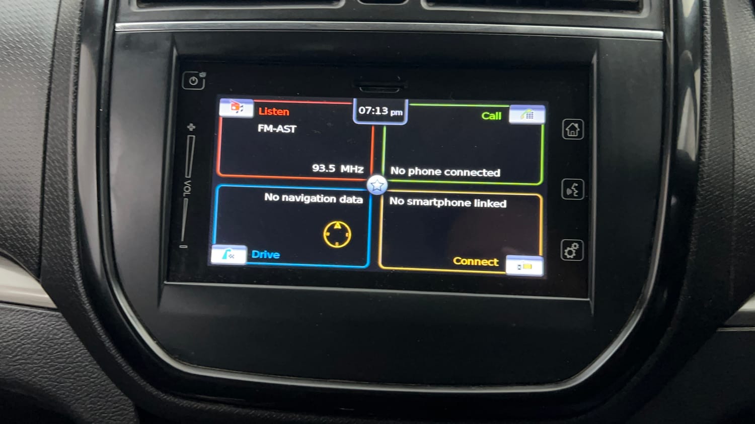 Used 2019 maruti-suzuki Vitara Brezza ZDi Plus AGS Diesel Automatic top_features Integrated (in-dash) music system