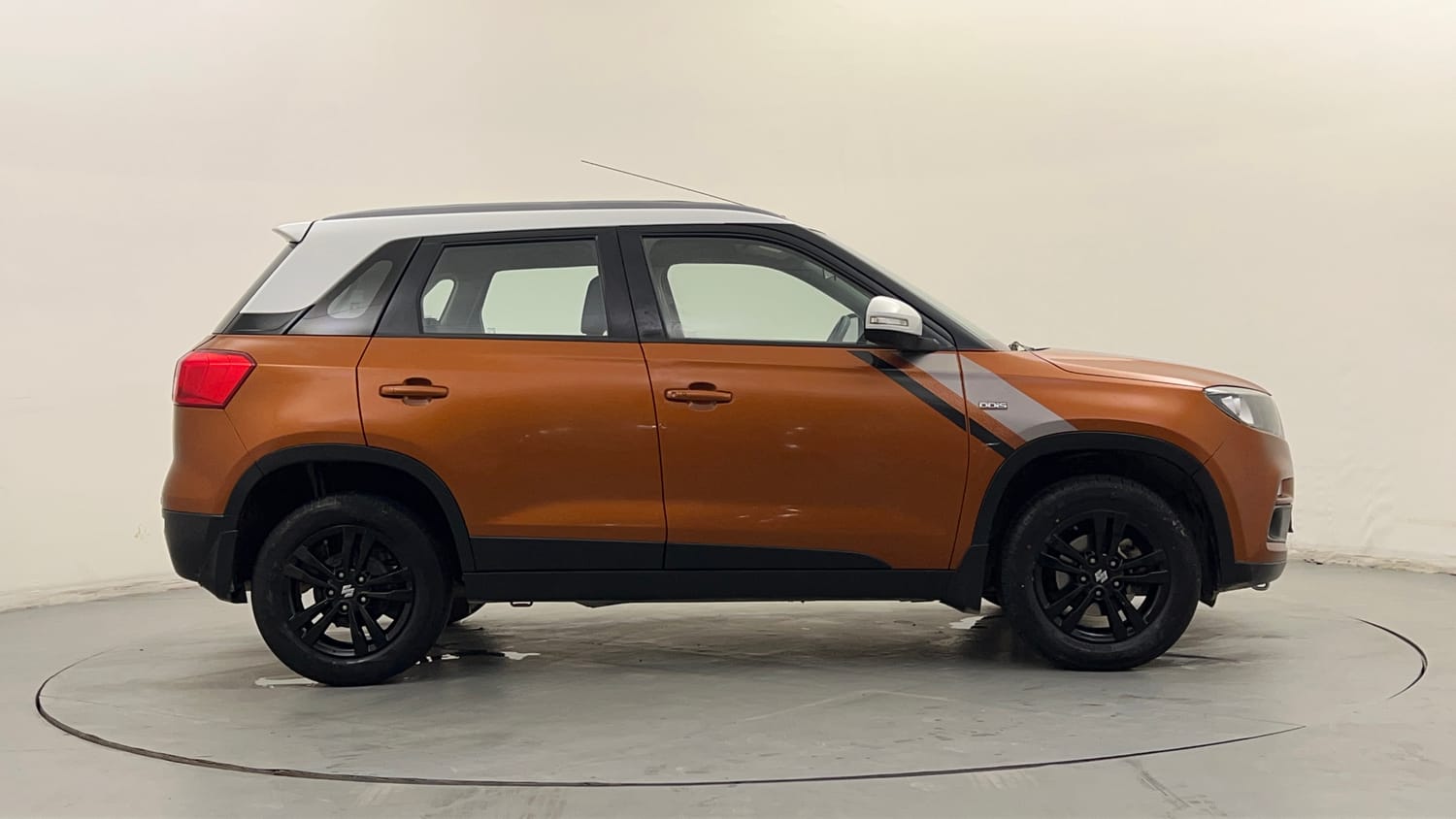 Used 2018 maruti-suzuki Vitara Brezza ZDi Plus Dual Tone AGS Diesel Automatic exterior RIGHT SIDE VIEW