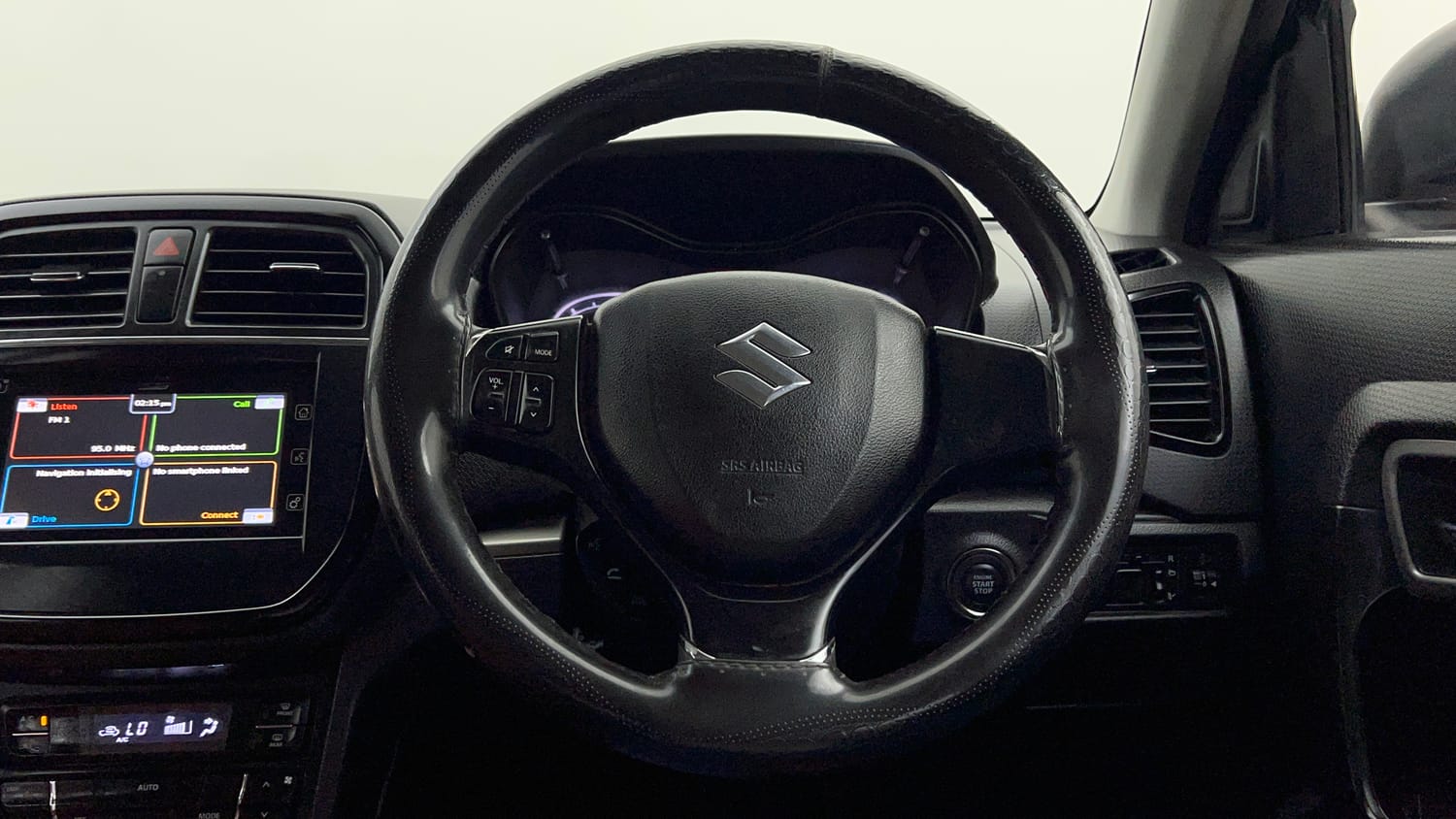 Used 2018 maruti-suzuki Vitara Brezza ZDi Plus Dual Tone AGS Diesel Automatic interior STEERING VIEW