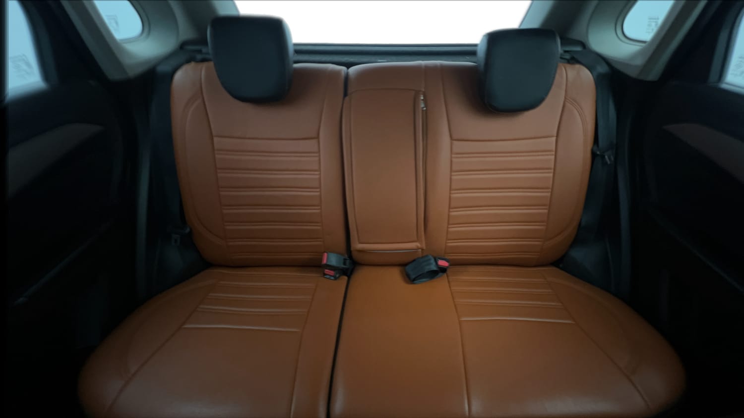 Used 2018 maruti-suzuki Vitara Brezza ZDi Plus Dual Tone AGS Diesel Automatic interior REAR SEAT CONDITION VIEW