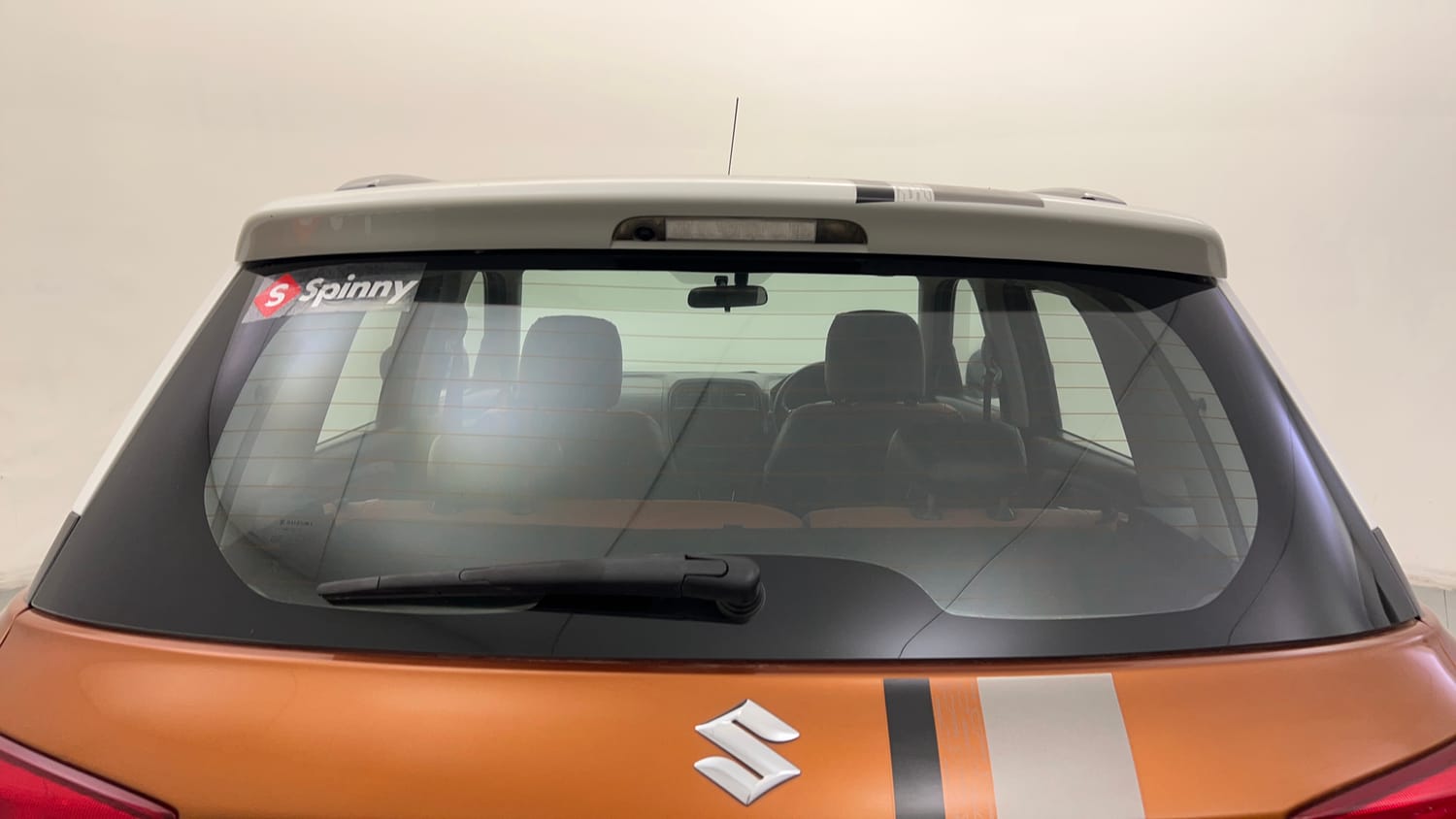 Used 2018 maruti-suzuki Vitara Brezza ZDi Plus Dual Tone AGS Diesel Automatic exterior BACK WINDSHIELD VIEW