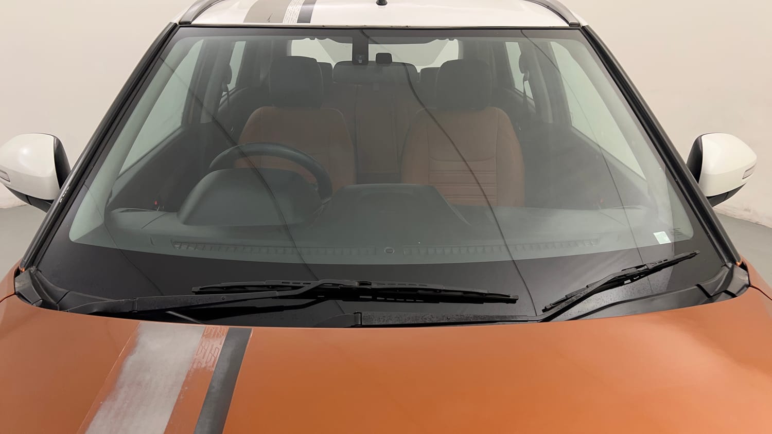 Used 2018 maruti-suzuki Vitara Brezza ZDi Plus Dual Tone AGS Diesel Automatic exterior FRONT WINDSHIELD VIEW