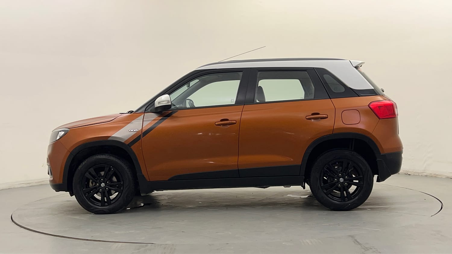 Used 2018 maruti-suzuki Vitara Brezza ZDi Plus Dual Tone AGS Diesel Automatic exterior LEFT SIDE VIEW