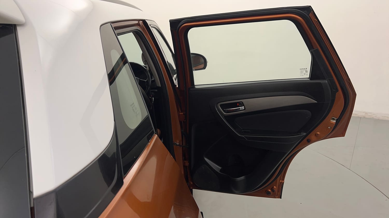 Used 2018 maruti-suzuki Vitara Brezza ZDi Plus Dual Tone AGS Diesel Automatic interior RIGHT REAR DOOR OPEN VIEW