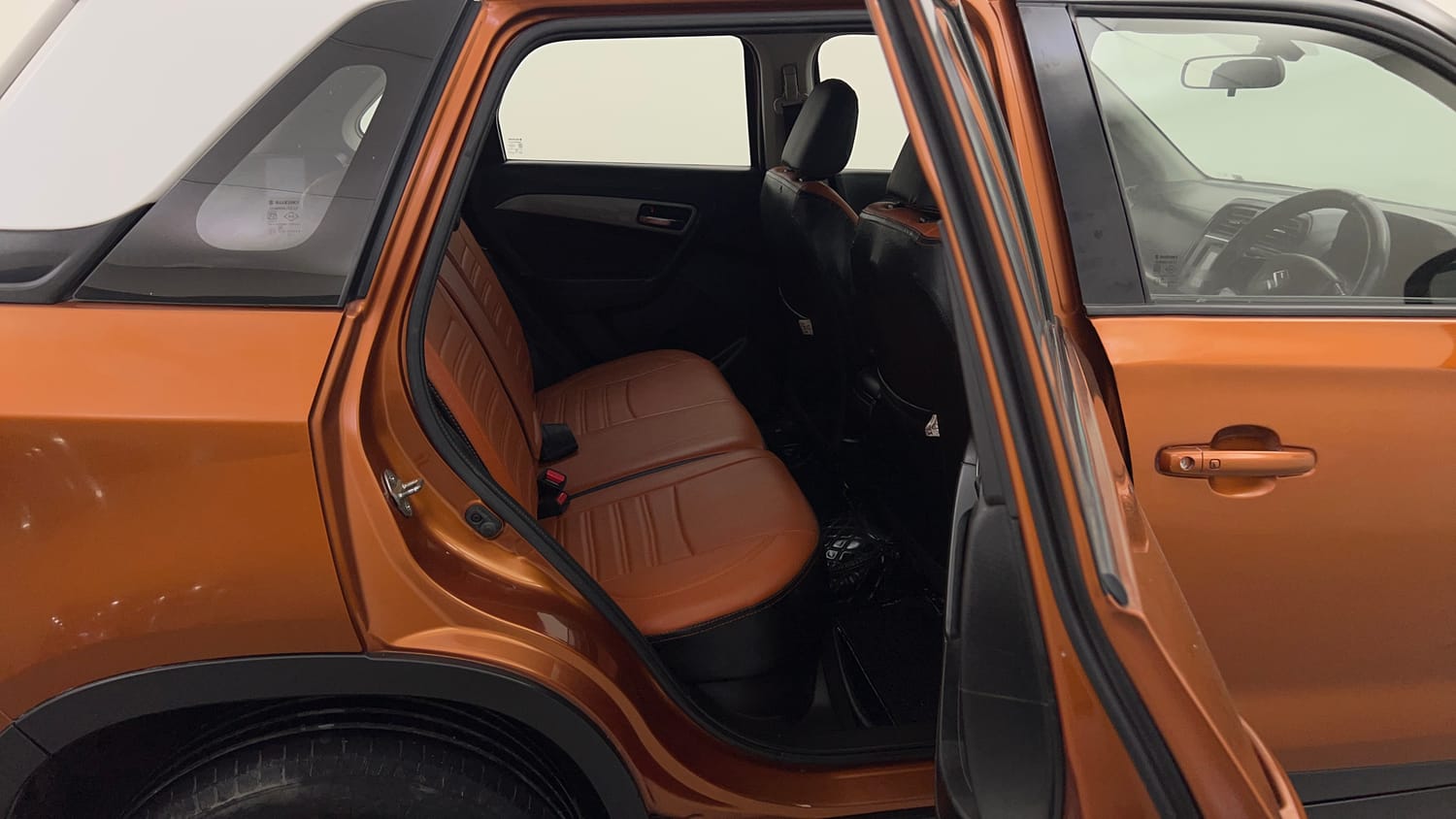Used 2018 maruti-suzuki Vitara Brezza ZDi Plus Dual Tone AGS Diesel Automatic interior RIGHT SIDE REAR DOOR CABIN VIEW