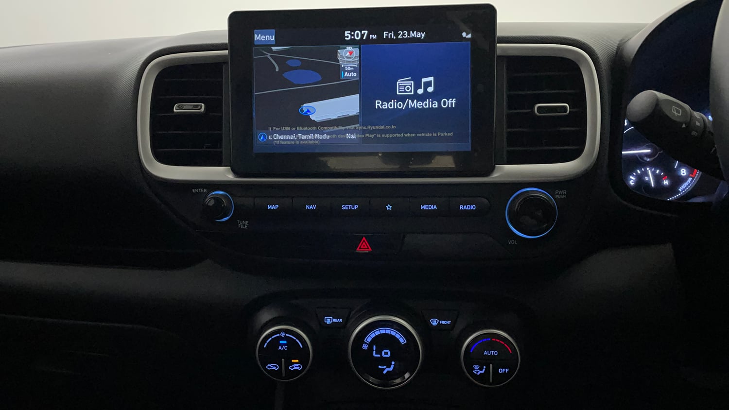 Used 2022 Hyundai Venue SX (O) 1.0 Turbo iMT Petrol Manual interior MUSIC SYSTEM & AC CONTROL VIEW