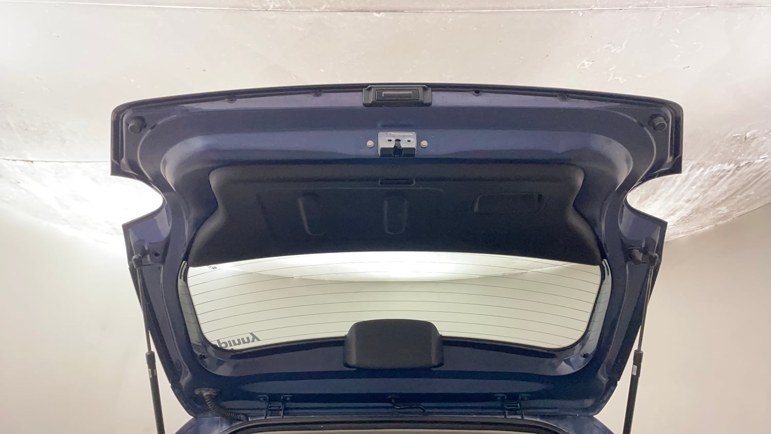 Used 2022 Hyundai Venue SX (O) 1.0 Turbo iMT Petrol Manual interior DICKY DOOR OPEN VIEW