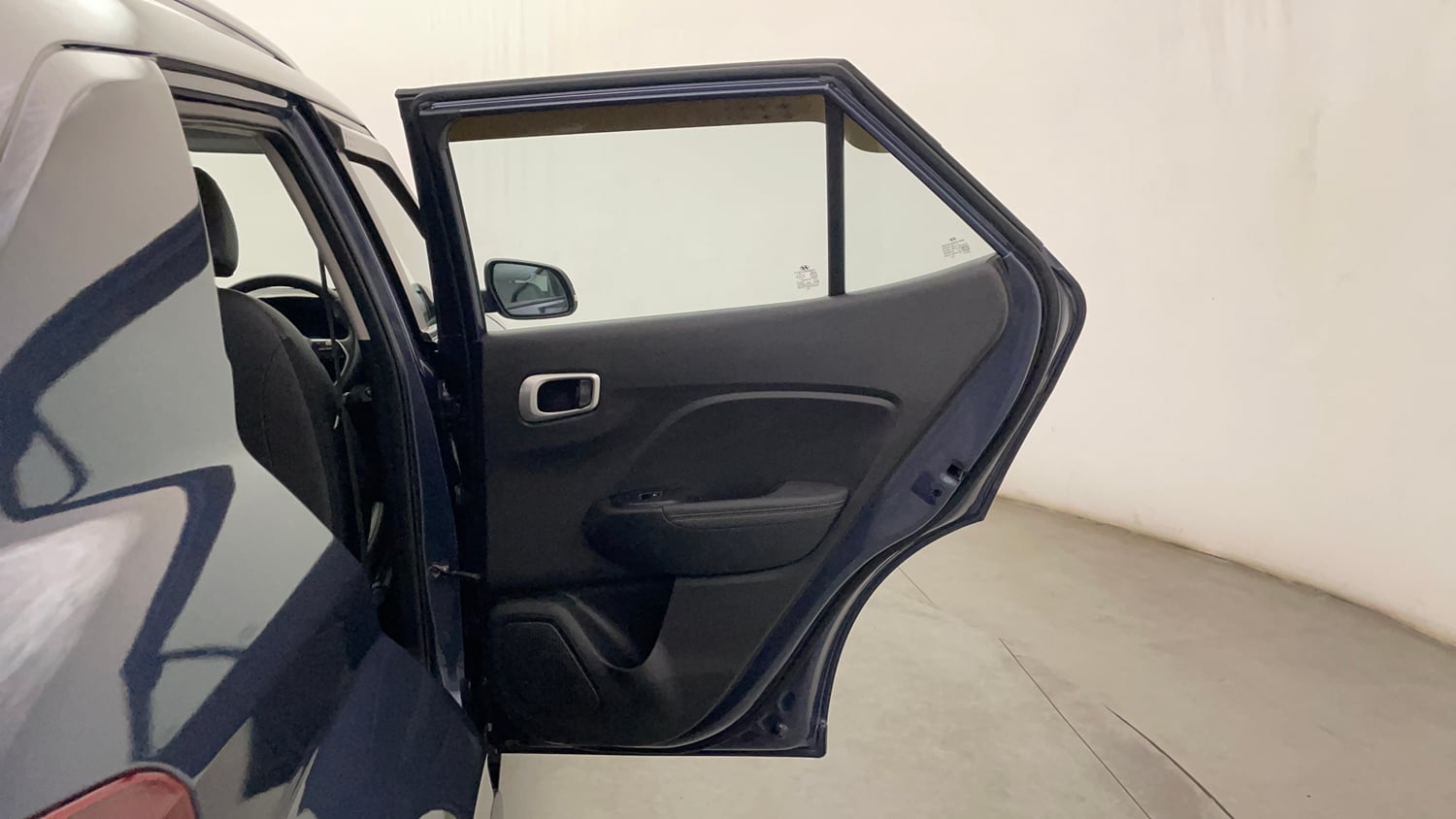 Used 2022 Hyundai Venue SX (O) 1.0 Turbo iMT Petrol Manual interior RIGHT REAR DOOR OPEN VIEW