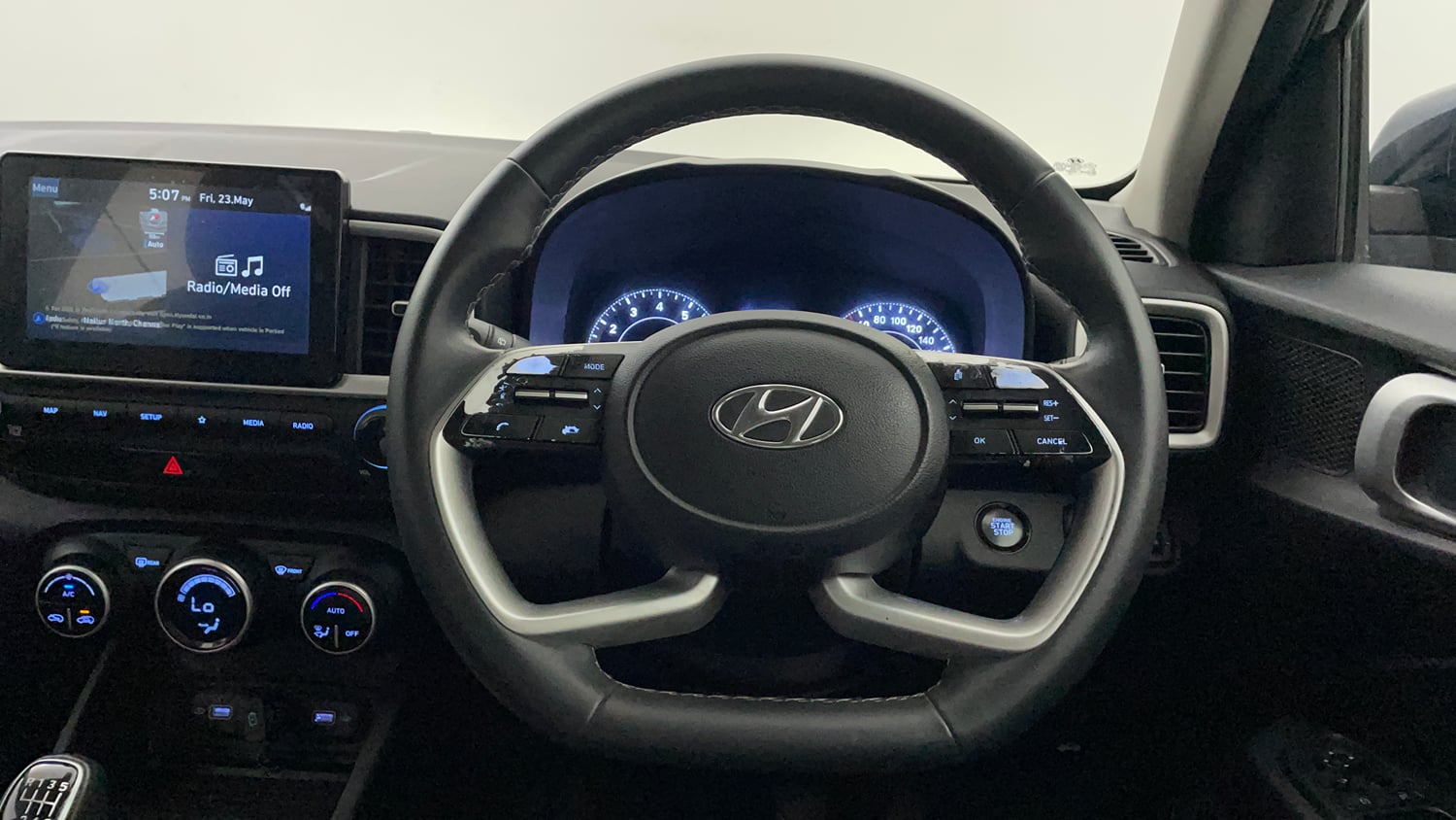 Used 2022 Hyundai Venue SX (O) 1.0 Turbo iMT Petrol Manual interior STEERING VIEW