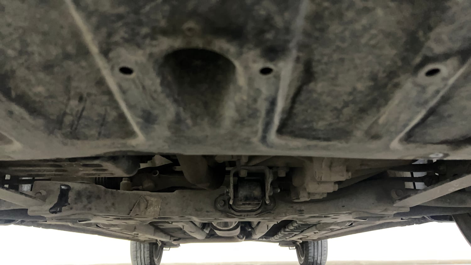 Used 2022 Hyundai Verna SX (O) 1.0 Turbo DCT Petrol Automatic extra FRONT LEFT UNDERBODY VIEW