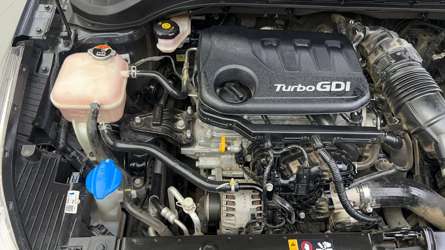 Used 2022 Hyundai Verna SX (O) 1.0 Turbo DCT Petrol Automatic engine ENGINE RIGHT SIDE VIEW