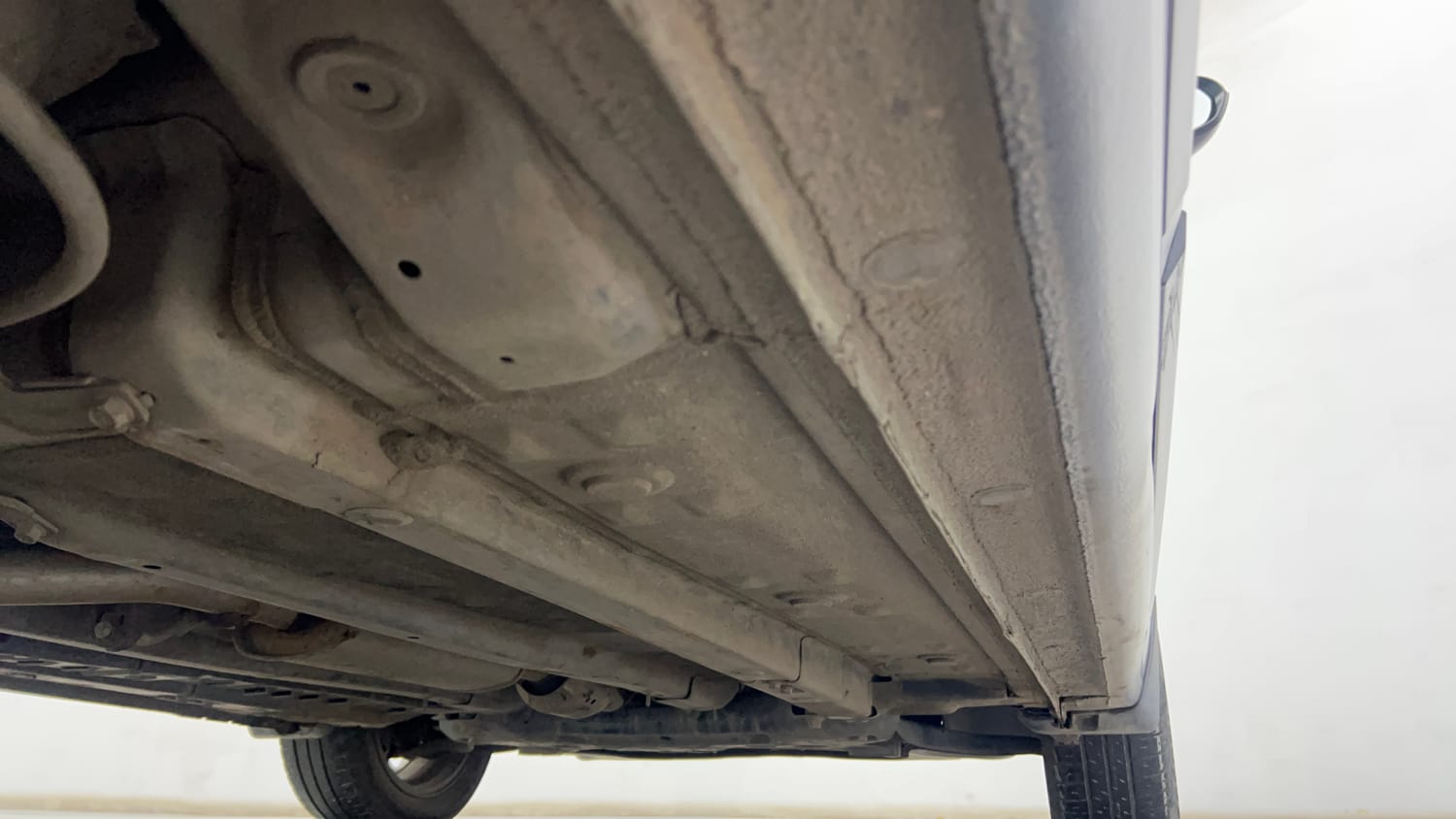 Used 2022 Hyundai Verna SX (O) 1.0 Turbo DCT Petrol Automatic extra REAR RIGHT UNDERBODY VIEW