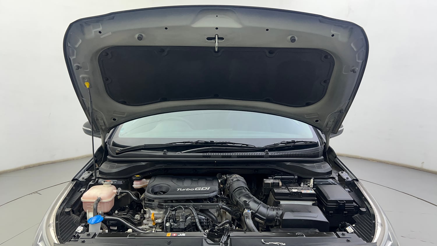 Used 2022 Hyundai Verna SX (O) 1.0 Turbo DCT Petrol Automatic engine ENGINE & BONNET OPEN FRONT VIEW