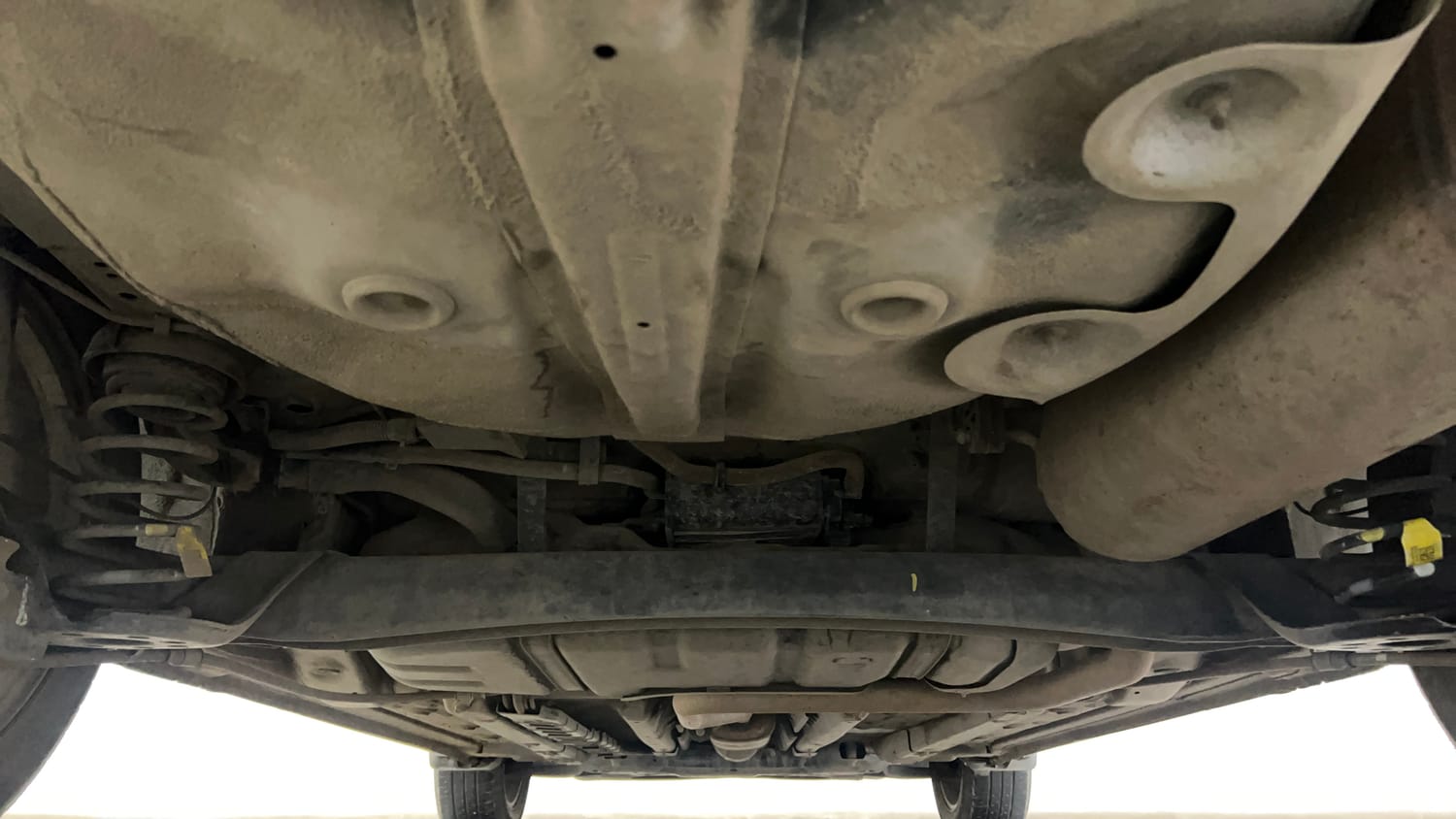 Used 2022 Hyundai Verna SX (O) 1.0 Turbo DCT Petrol Automatic extra REAR UNDERBODY VIEW (TAKEN FROM REAR)