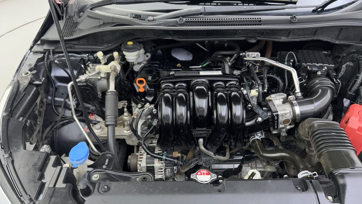 Used 2023 Honda City ZX CVT Petrol Petrol Automatic engine ENGINE RIGHT SIDE VIEW