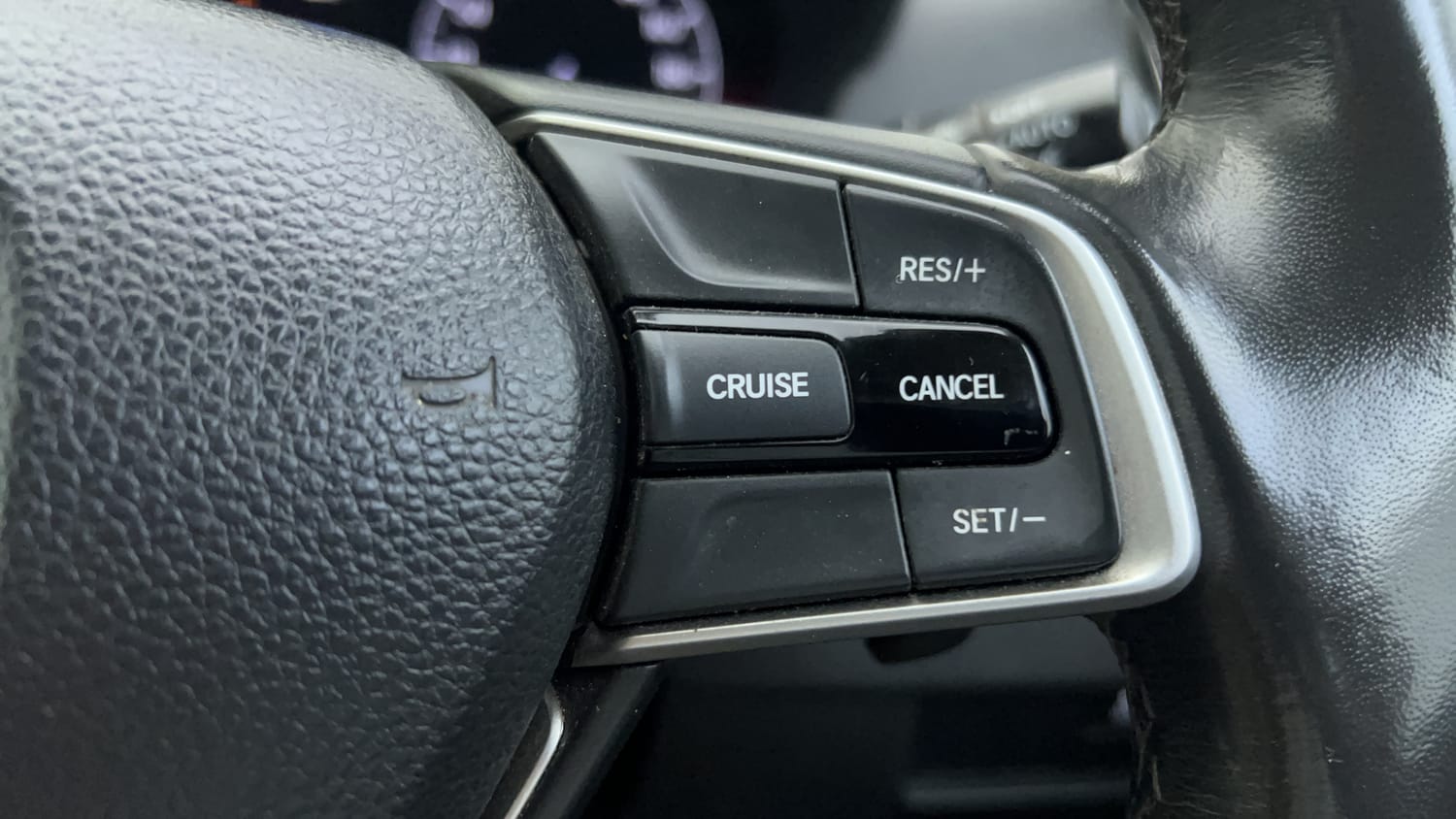 Used 2023 Honda City ZX CVT Petrol Petrol Automatic top_features Cruise control