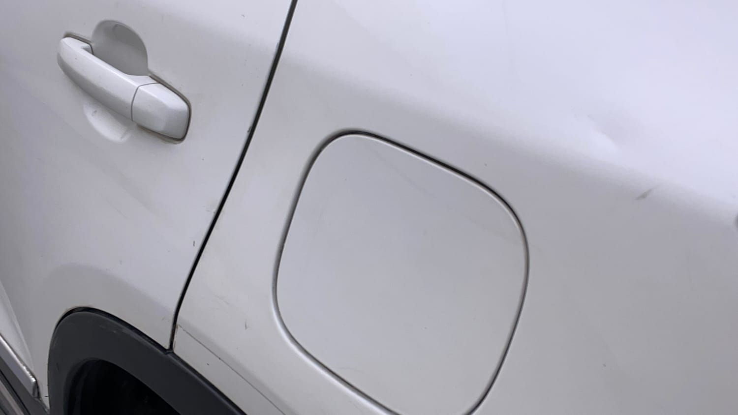 Used 2019 maruti-suzuki Vitara Brezza ZDi AGS Diesel Automatic dents MINOR SCRATCH