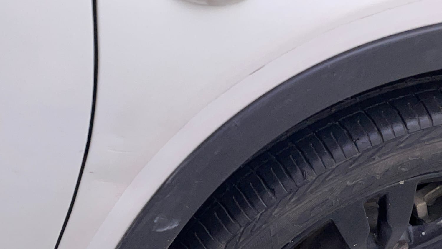 Used 2019 maruti-suzuki Vitara Brezza ZDi AGS Diesel Automatic dents MINOR DENT