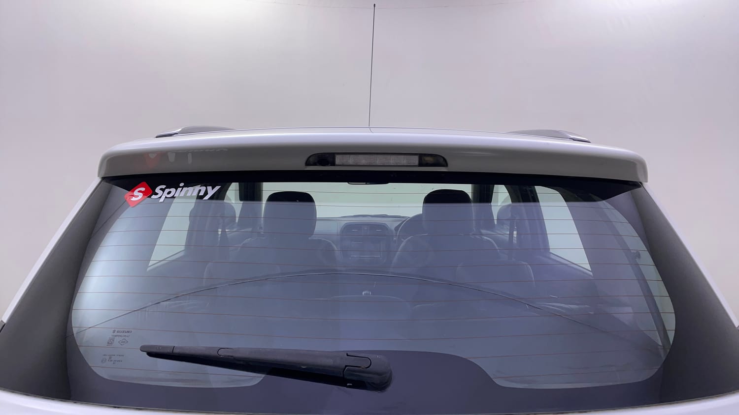 Used 2019 maruti-suzuki Vitara Brezza ZDi AGS Diesel Automatic top_features Rear defogger