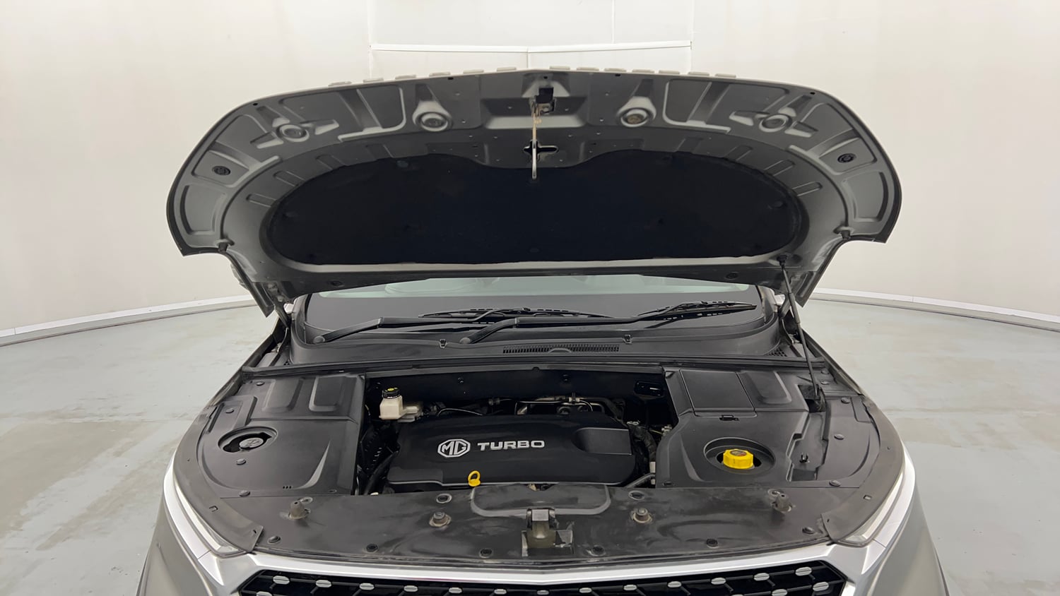 Used 2021 MG Motors Hector Sharp 2.0 Diesel Turbo MT Diesel Manual engine ENGINE & BONNET OPEN FRONT VIEW
