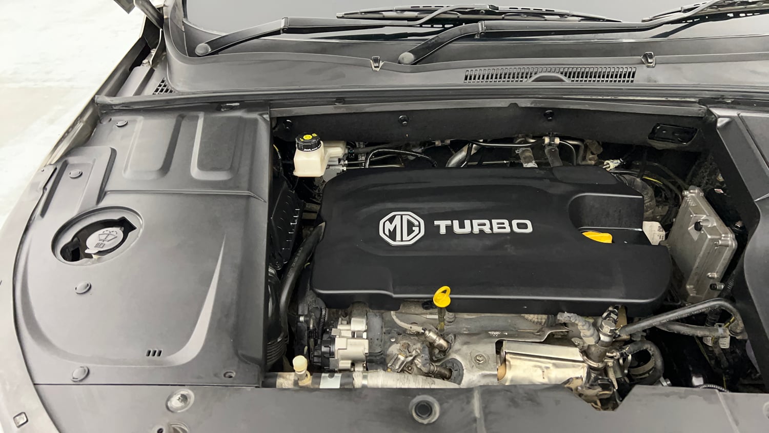 Used 2021 MG Motors Hector Sharp 2.0 Diesel Turbo MT Diesel Manual engine ENGINE RIGHT SIDE VIEW