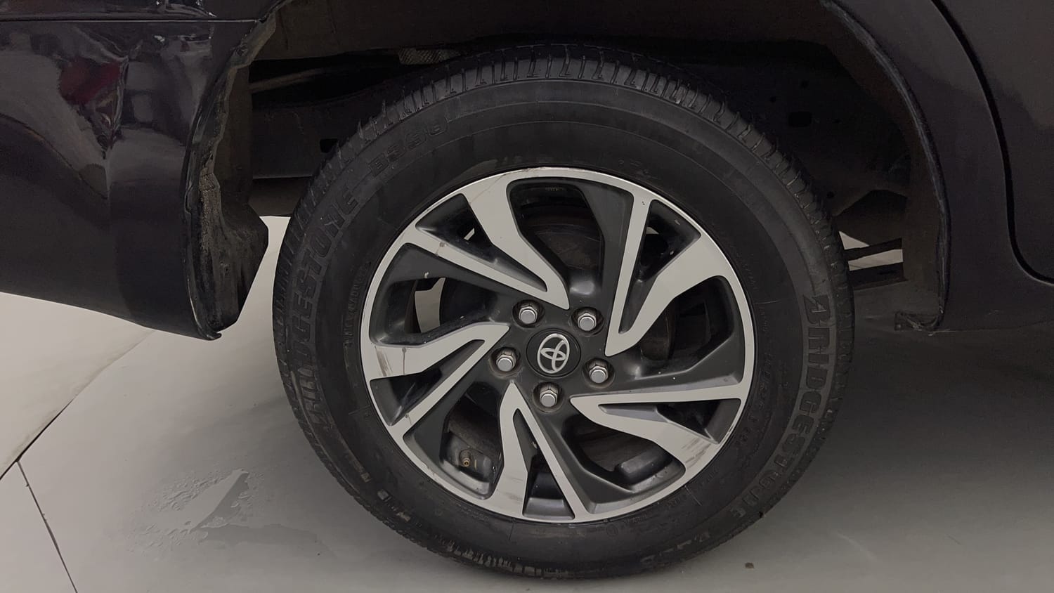 2022 Toyota Innova Crysta 2.4  VX 8 STR-34