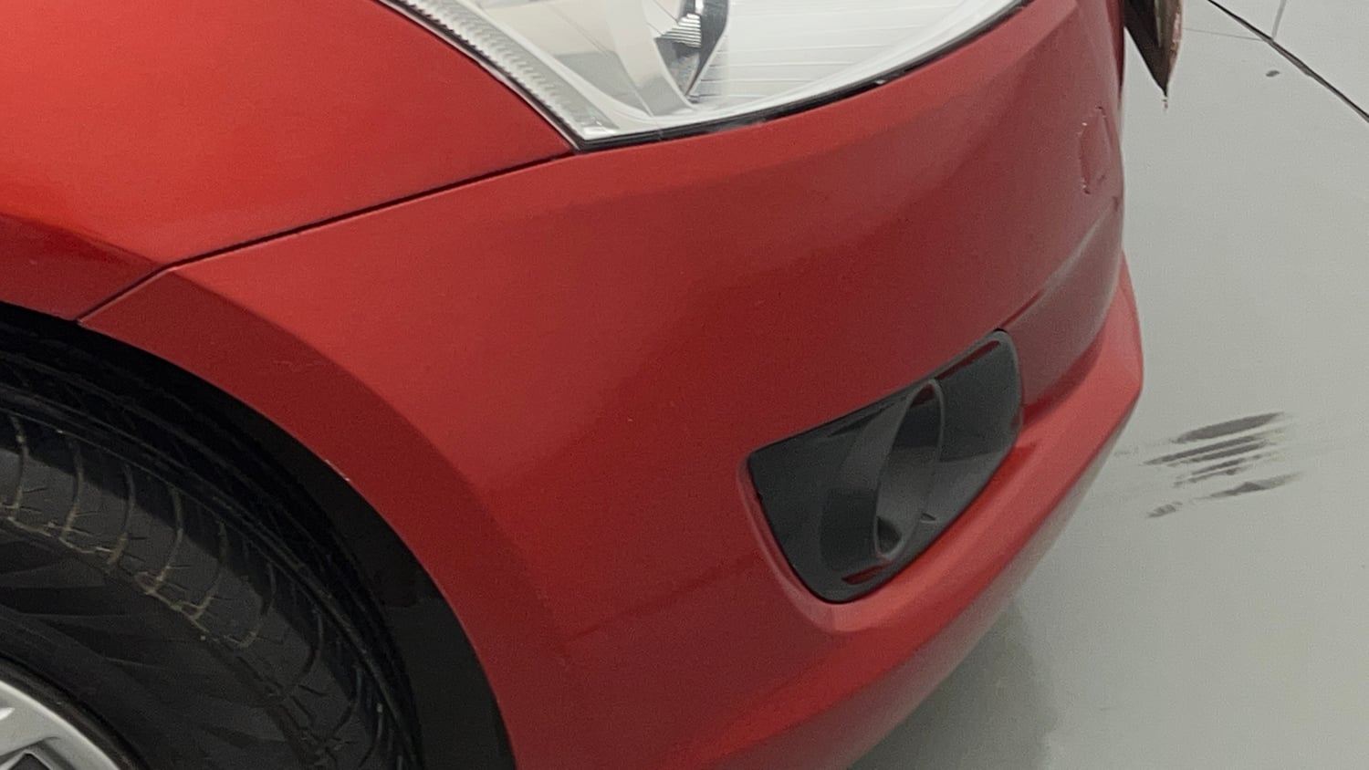 Used 2013 Maruti Suzuki Swift VXI Petrol Manual dents MINOR SCRATCH