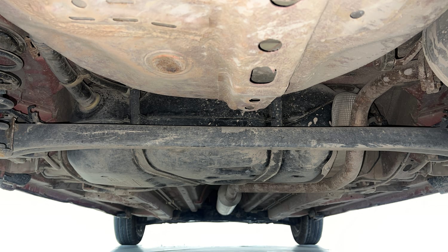 Used 2013 Maruti Suzuki Swift VXI Petrol Manual extra REAR UNDERBODY VIEW (TAKEN FROM REAR)