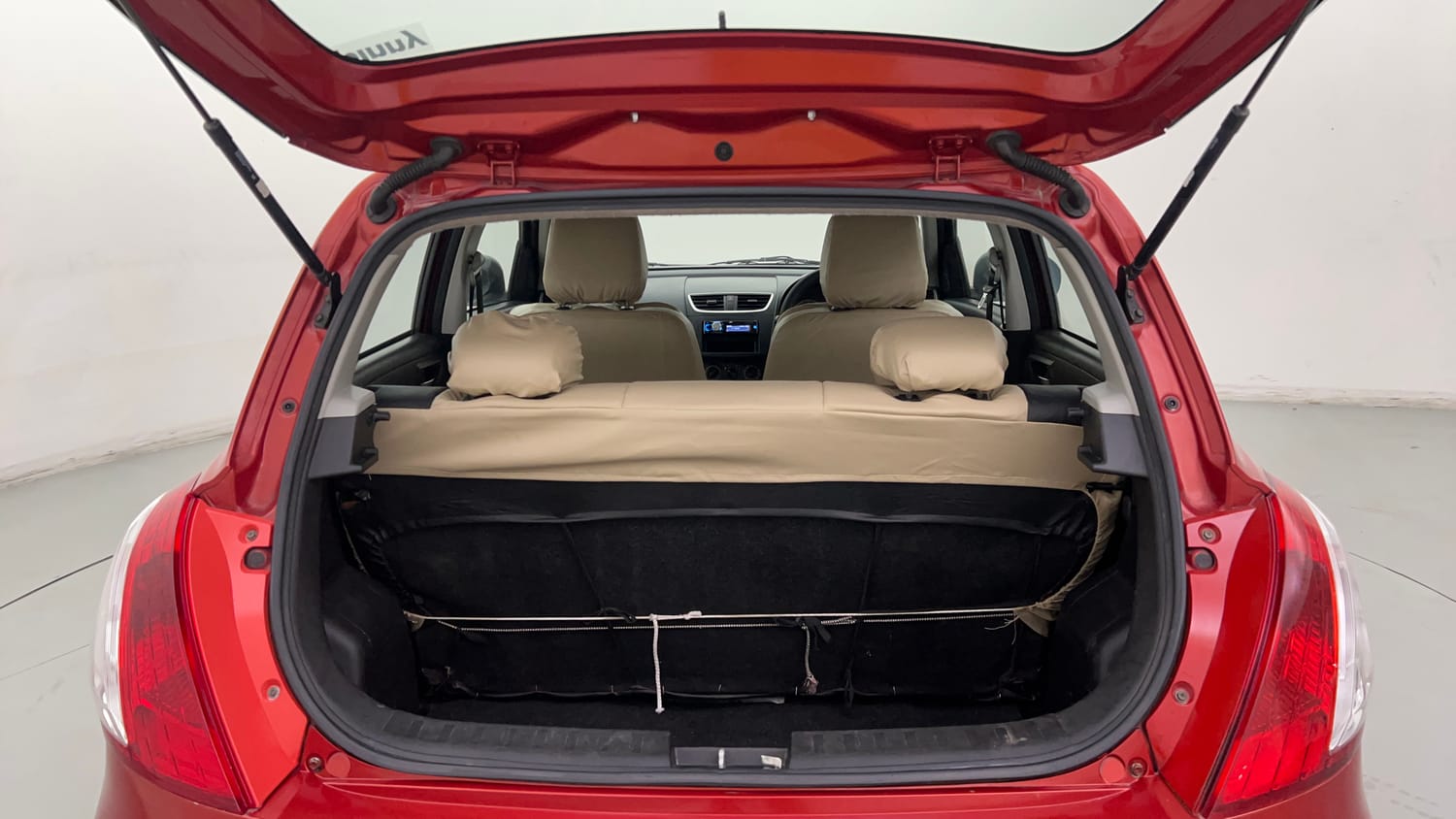 Used 2013 Maruti Suzuki Swift VXI Petrol Manual interior DICKY INSIDE VIEW