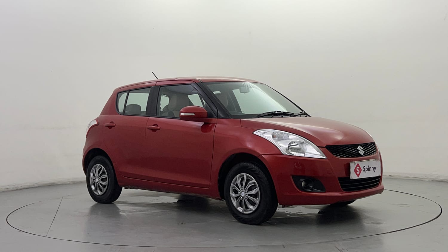 Used 2013 Maruti Suzuki Swift VXI Petrol Manual exterior RIGHT FRONT CORNER VIEW